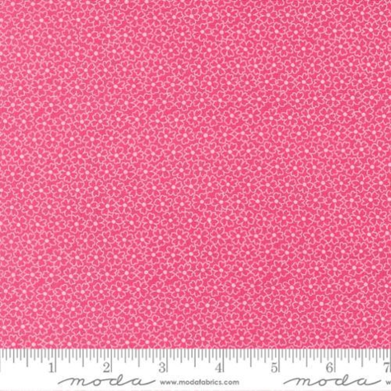 Pick Me Pocket of Posies Petunia Pink - 22492 13 - Moda Fabrics