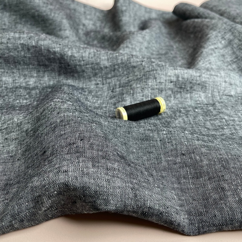 Yarn Dyed Pure Linen Fabric in Charcoal