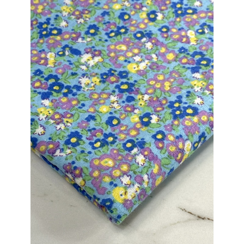 (FLANNEL COTTON) FLORAL PATTERN ON BLUE