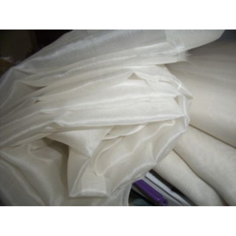 White colour silk organza fabric 110" wide{279 cms}