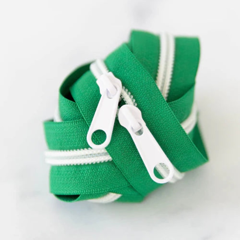 Stitch Supply Co. - Zipper in Kelly - 30"