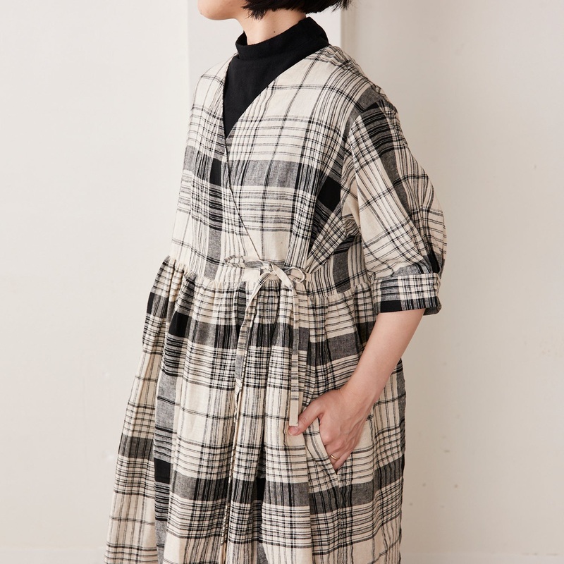 Yarn Dyed Linen Cotton Blend Banshu-ori Check Fabric Navy x Off White