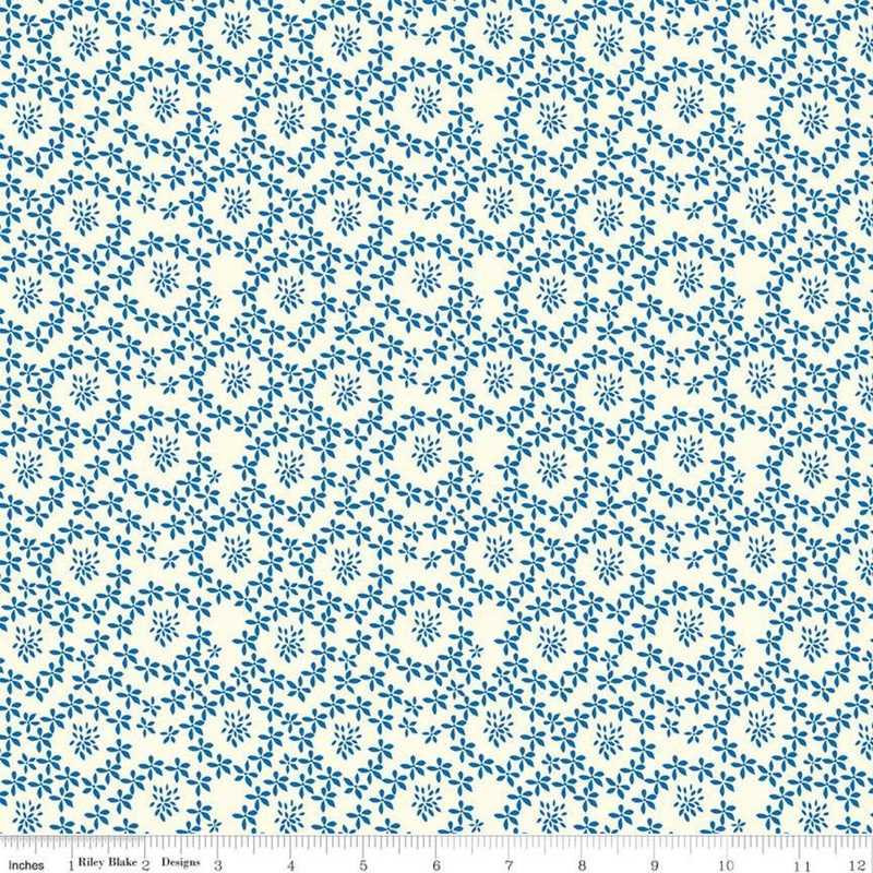 21" End of Bolt - CLEARANCE Oh Happy Day! Daisies C10313 Cream - Riley Blake Designs - Floral Daisy Blue on Cream - Quilting Cotton Fabric