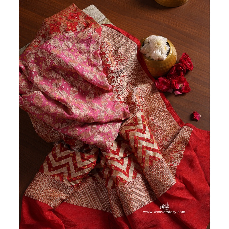 Red And Pink Ombre Dyed Handloom Pure Georgette Banarasi Bandhej Dupatta