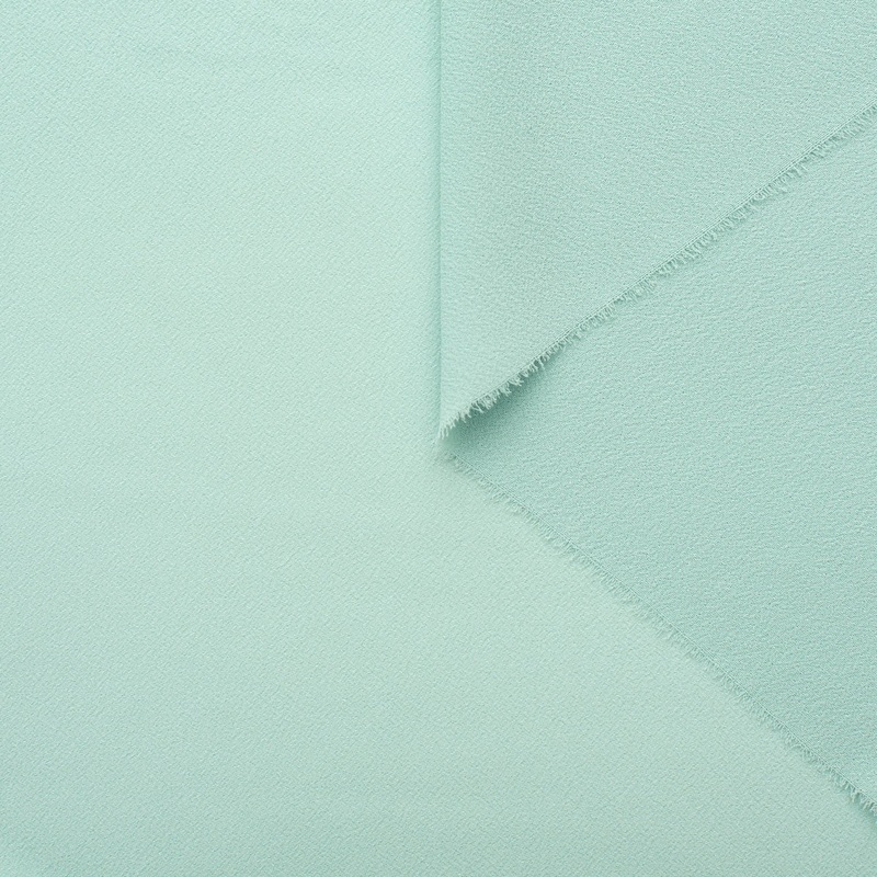 T22W03546 | Crepe Georgette Blanc de Blanc
