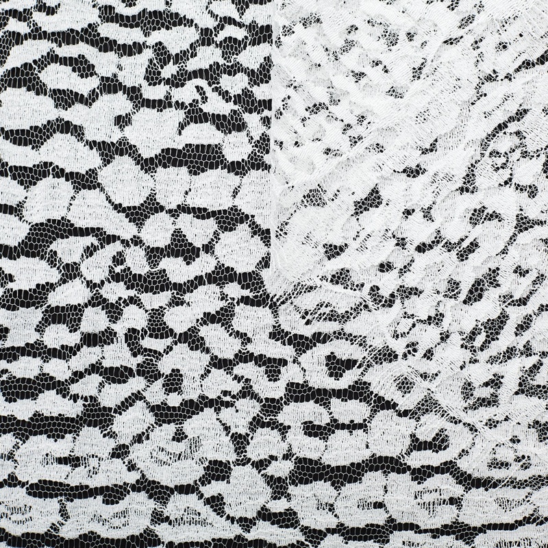 T22W03614 | Leopard Polyviscose Lace Bright White
