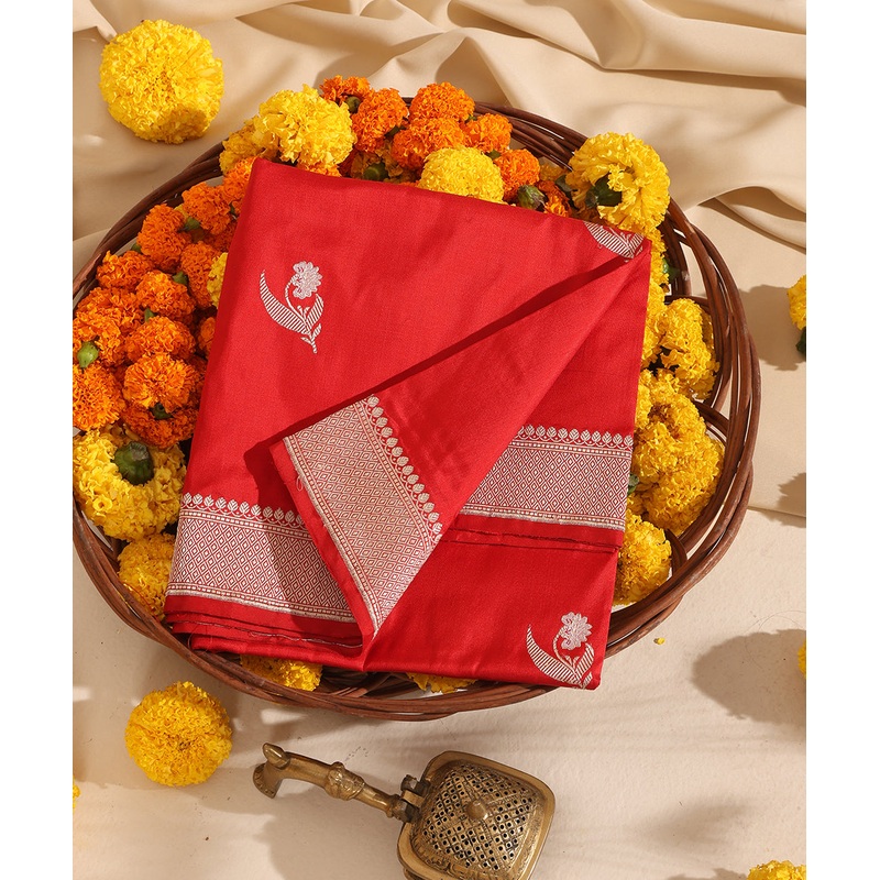 Red Handloom Pure Katan Silk Banarasi Dupatta With Kadhwa Meenakari Boota