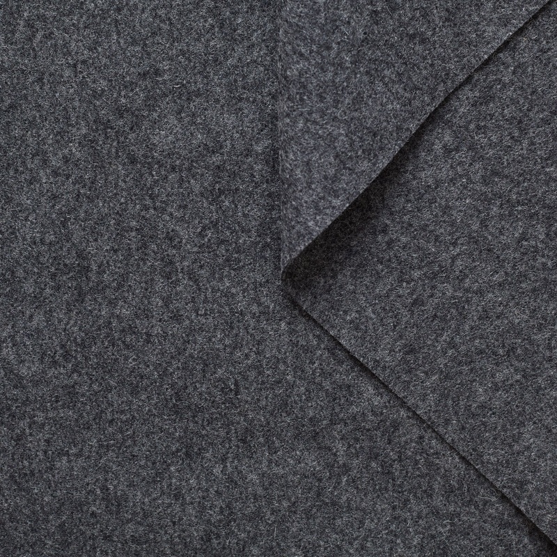 T21C00593 | WR Compact Wool Felt Raven