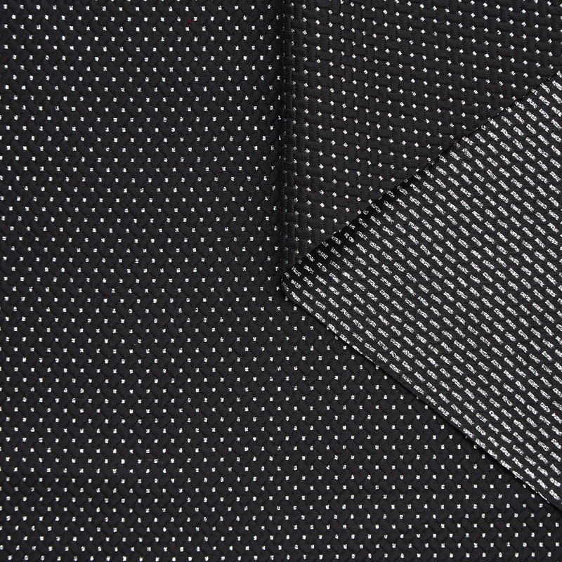 T23L06257 | Quilted Lam Jacquard Black