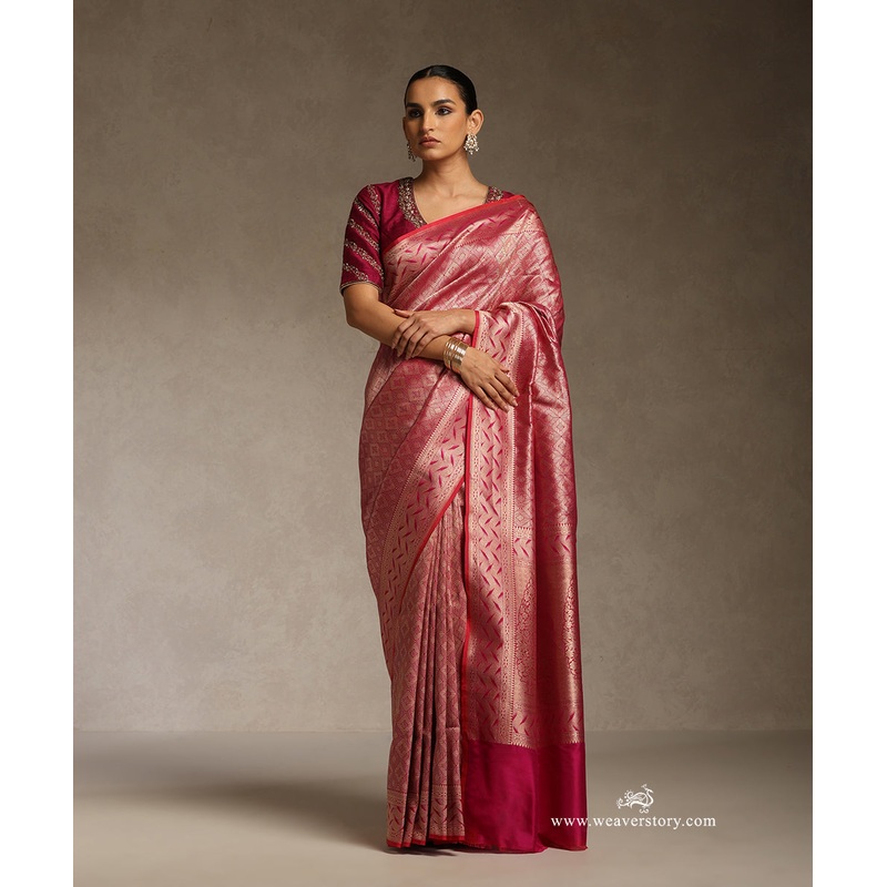 Rani Pink Handloom Pure Katan Silk Kimkhab Banarasi Saree With Flowing Lines On Border