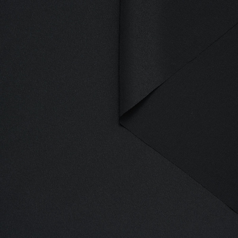 T24J06642 | Technical Crepe Black