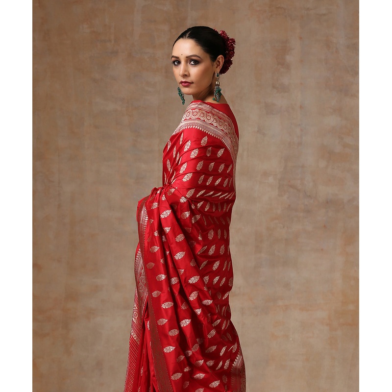 Red Handloom Pure Katan Silk Banarasi Saree With Kadhwa Booti
