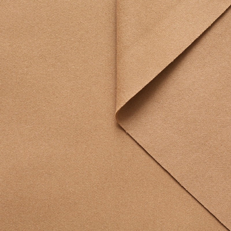 T22A01441 | Wool Felt Lark