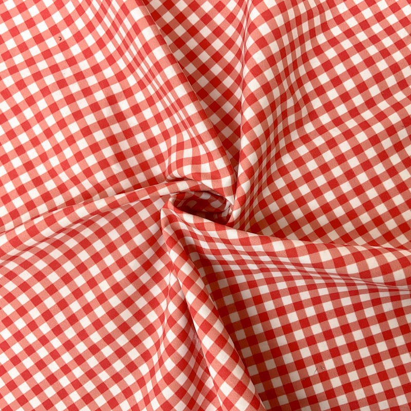 Red-White Gingham Printed Water Repellent Board Short Woven Fabric