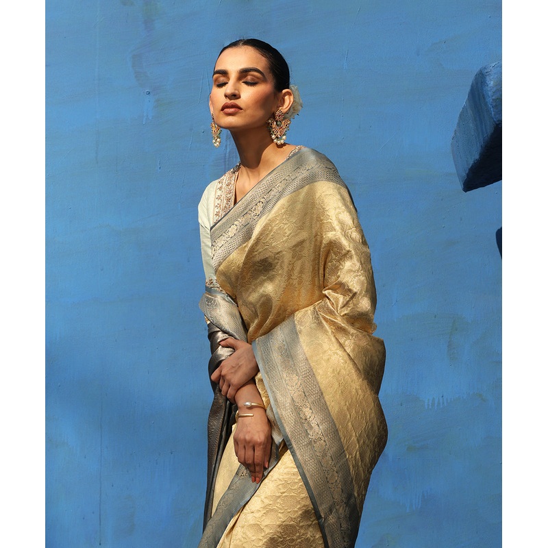 Beige Handloom Pure Katan Silk Kimkhab Banarasi Saree With Grey Border
