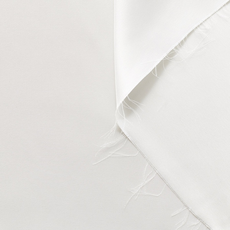 T20A00214 | Drape Fluid Viscose Vanilla Ice