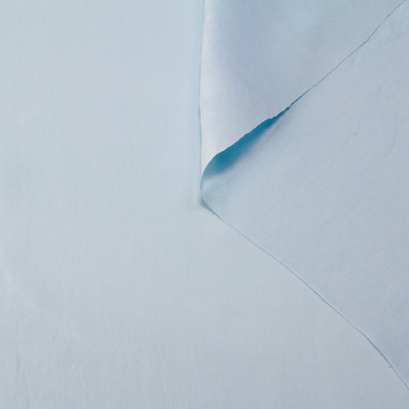 T22V03355 | Lustre Viscose Drap Skyway