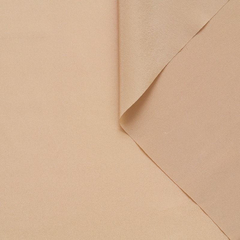 T21B00428 | Stretch Crepe de Chine Croissant