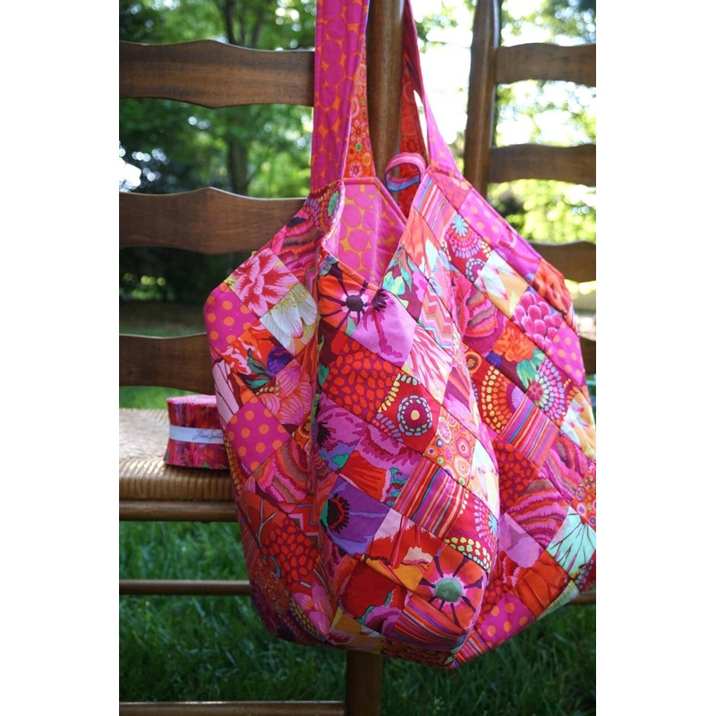 Mondo Bag Printed Pattern including Interfaceing - by Quiltsmart - you will receive 2 panels used to make one Mono Bag