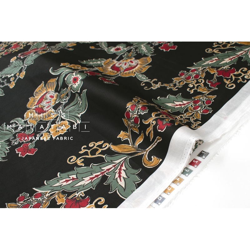 Trailing Floral - black