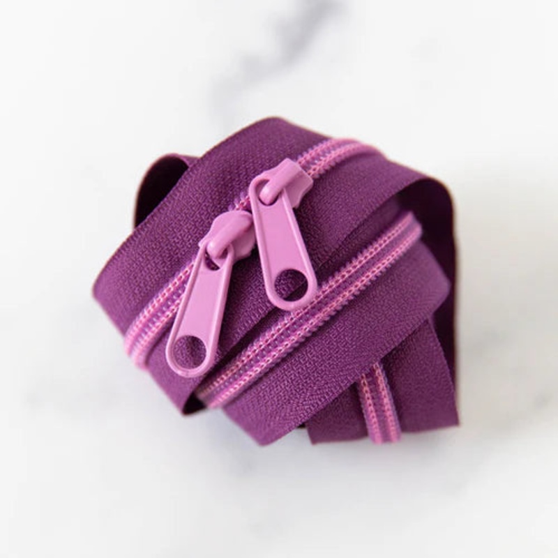 Stitch Supply Co. - Zipper in Plum - 30"
