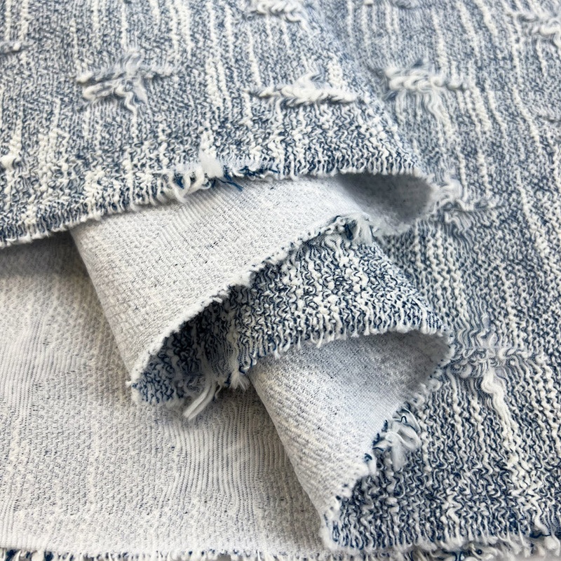 Remnant - Get Plucked - Blue (0.7m)
