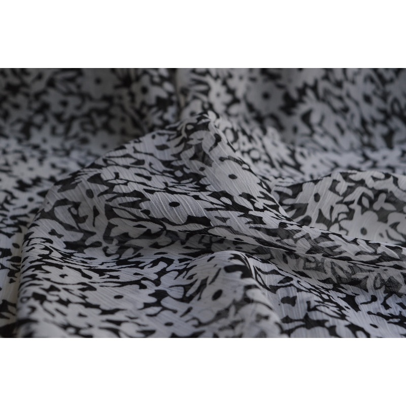 Yoryu Chiffon - Black
