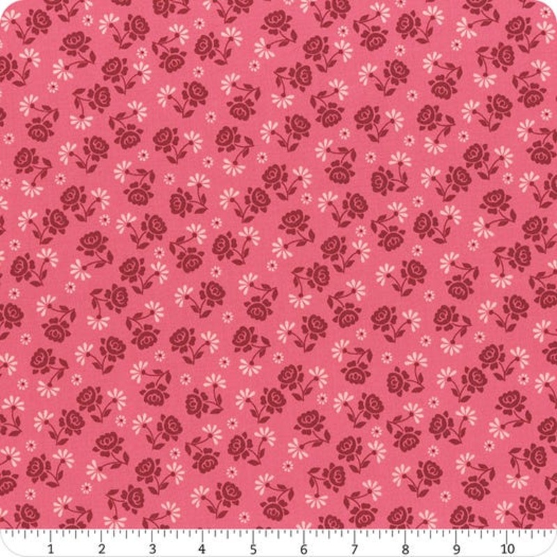 Riley Blake - Lori Holt - Berry & Sage - Tea Rose Roses - C17380-TEAROSE