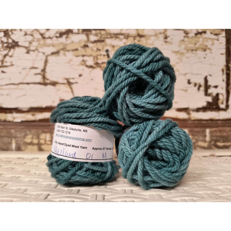 Mallard 01 M Hand Dyed Wool Yarn Cake