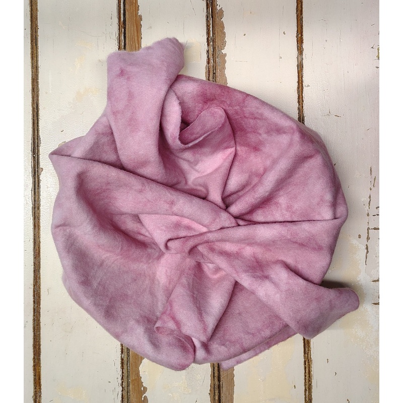 Mauve 01 M Hand Dyed Wool