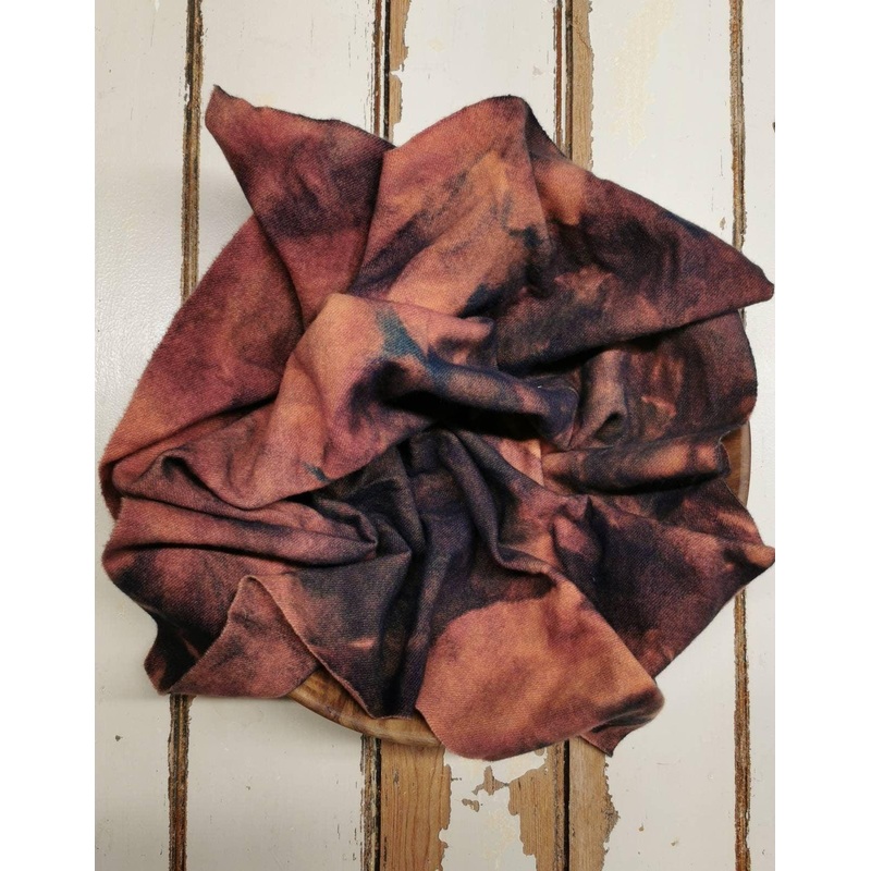 PD 02 P Hand Dyed Wool