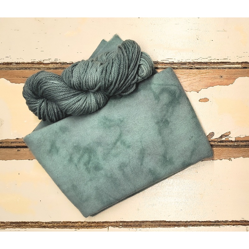 Country Green 01 M Hand Dyed Wool Yarn