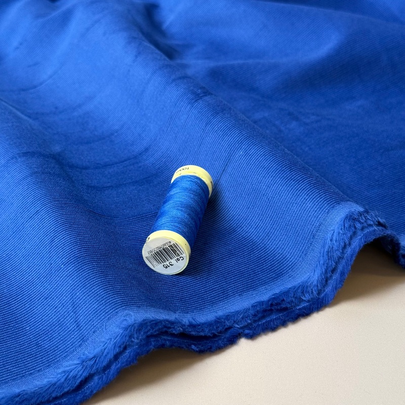 21 Wale Cotton Needlecord in Royal Blue