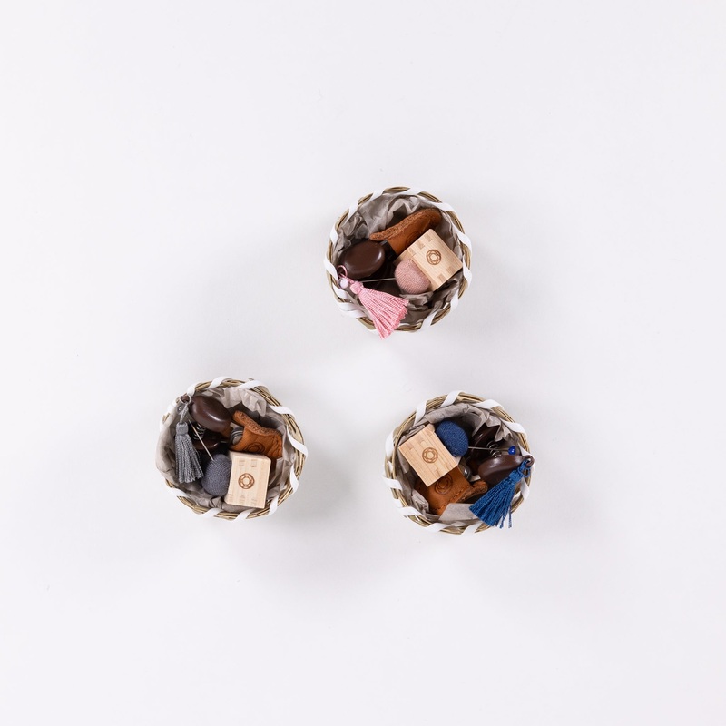 Seki Mini Scissors and Mini Masu Pincushion Gift Set from Cohana Blue