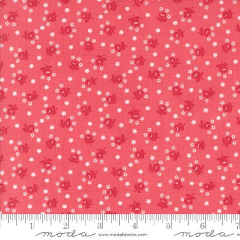 Summertime Fairground Small Floral Dark Pink - 55328 12 - Moda Fabrics