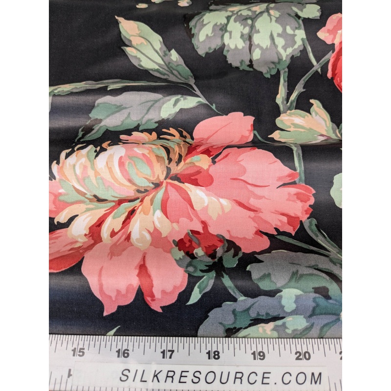 Scalamandre Old World Weavers Sesimbre Multi/Black Green Pink Peony Chintz Floral Botanical Large Pattern Cotton MSRP USD 176/y