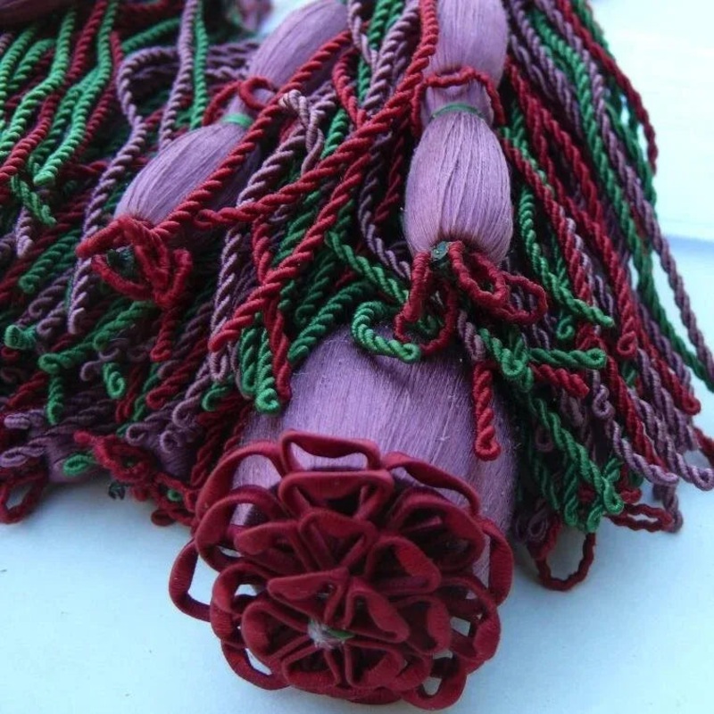 Scalamandre "hampton Court" Double Tie Back Red, Green, Purple