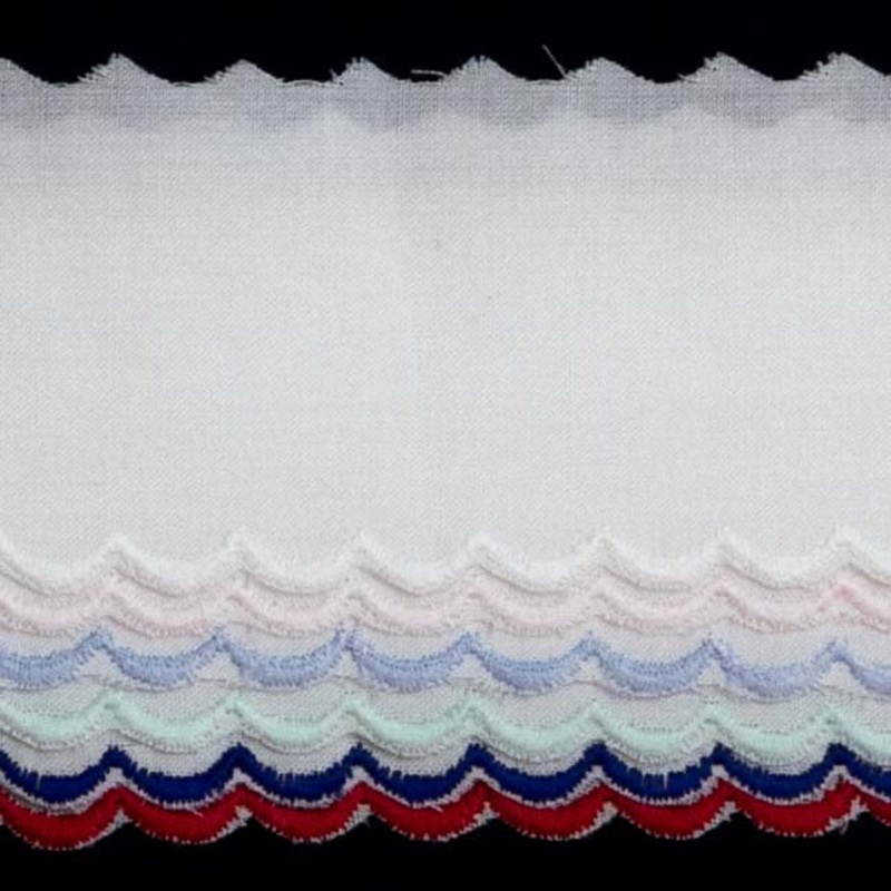 Swiss Embroidered Edging Scalloped 67526 White