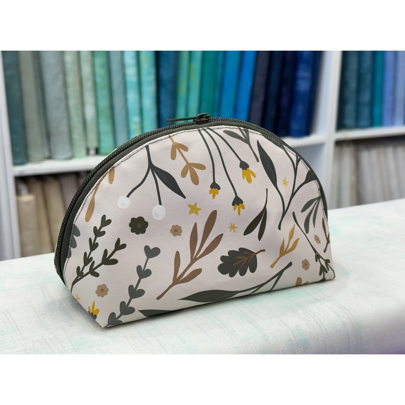 Taco Pouch Bag #5 - Scattered Flowers