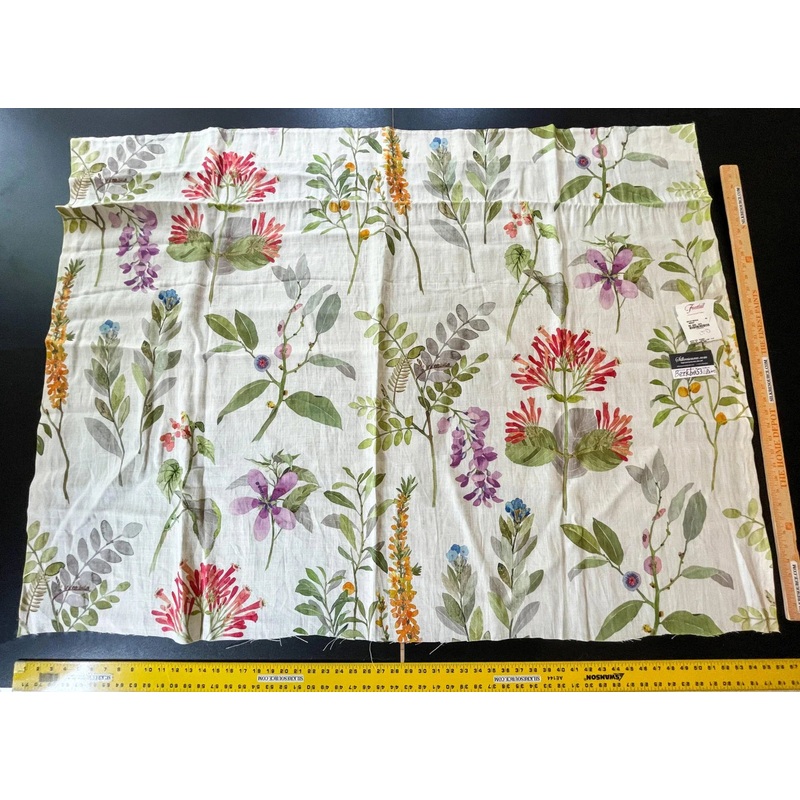 Scalamandre Astley Boucle Biscuit White Flowers - 1.2y