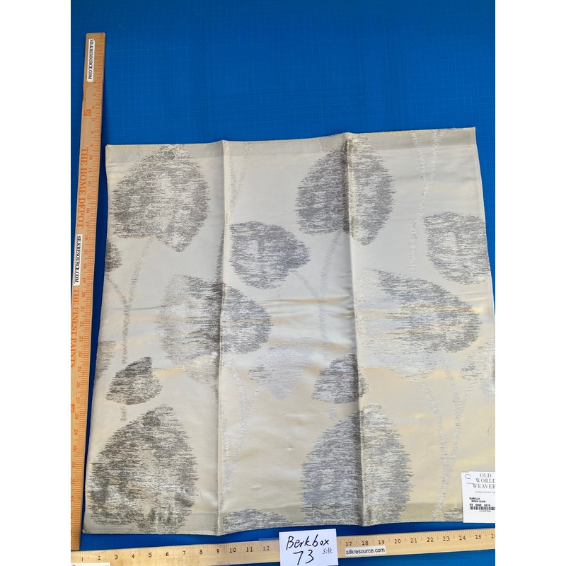 5 Berkbox73 Square Silk Blend by Old World Weavers Isabella Moon Glow Gray White MSRP USD 428/y