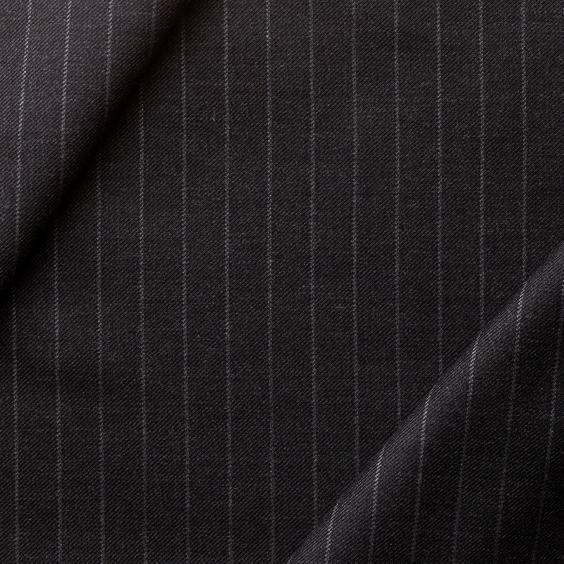 WT43 : Worsted Classics Charing Charcoal Chalk Stripe