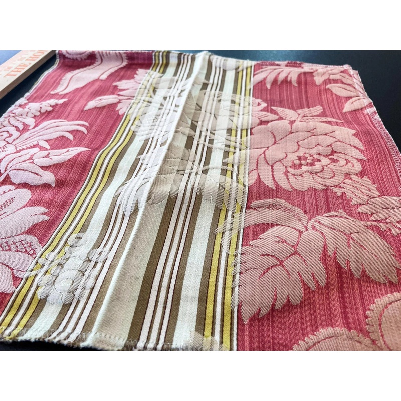 8 Berkbox65 12"x12" Scalamandre Renaissance lampas Red Flower Large Pattern