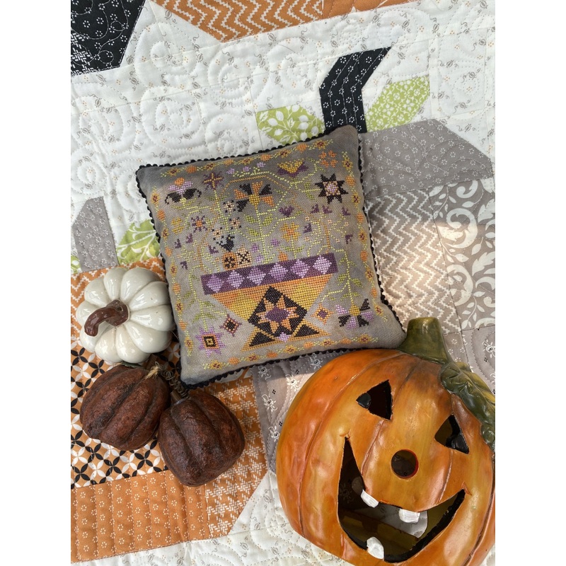 Pansy Patch Quilts & Stitchery - Cross Stitch Pattern - Betsy's Halloween Basket