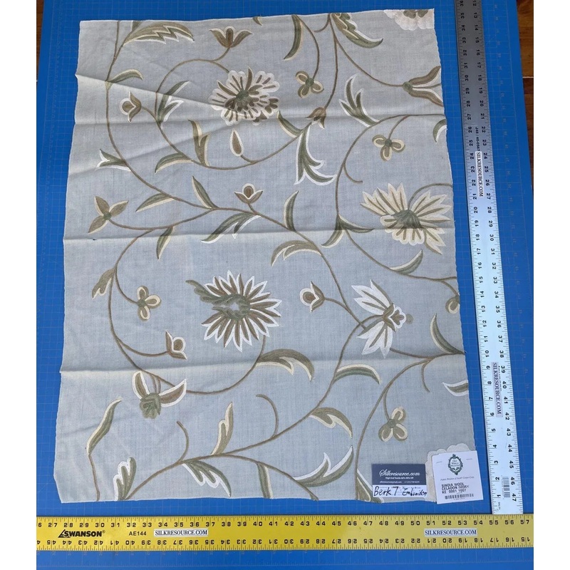 10b Berkbox7 Scalamandre Leen Pastel Ivory Wool Crewel Embroidery MSRP USD 380/Y