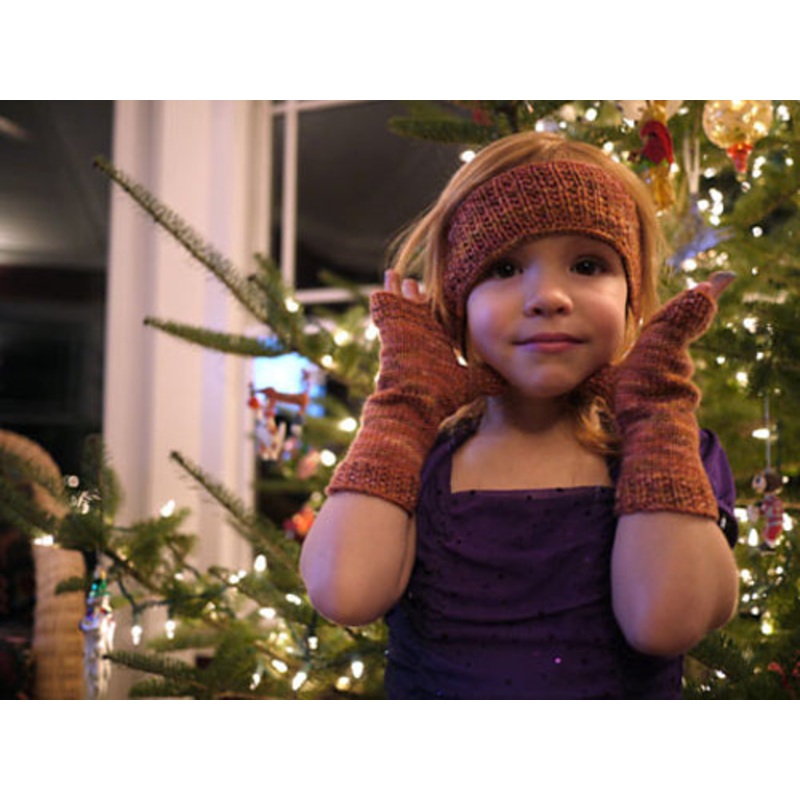 Knitspot - Tabata Ear Warmer/Fingerless Mitts - Knitting Pattern
