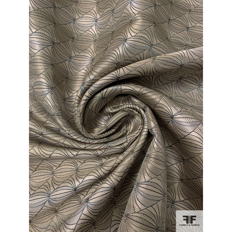 Tentacle Web Silk Necktie Jacquard Brocade - Light Ecru / Grey