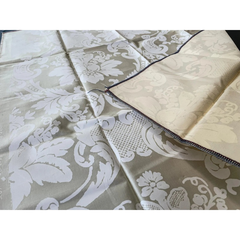 24 Berkbox66 24"x 27" Scalamandre Silk Print Damask Beige White