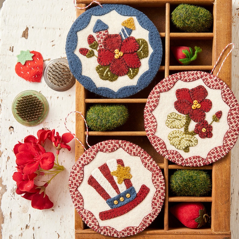 Patriotic Scalloped Circle Ornaments